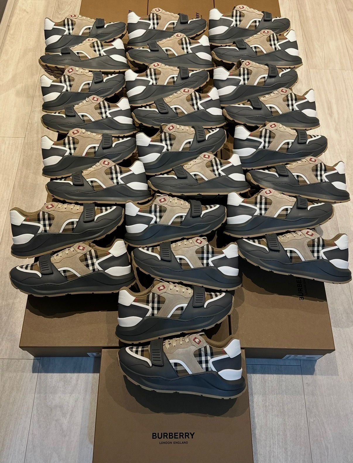 Ramsey Beige Grey Sneaker